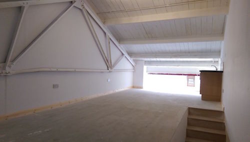 Warehouse art studio - Music studio to rent (sound-proofed), in Leyton, E10 - Soundproofed with 24 hour access